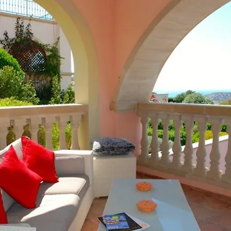 “the Ultimate Guide To Renting Your 5 Star Villa” Kallithea Villa *