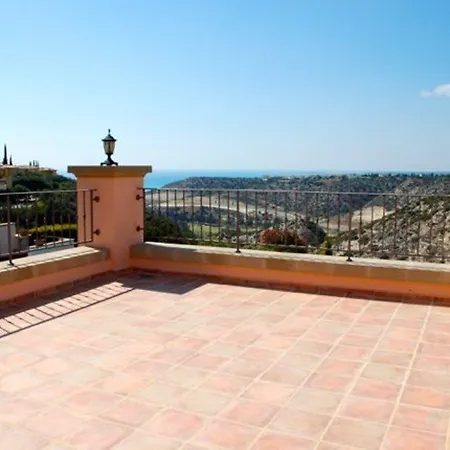 “the Ultimate Guide To Renting Your 5 Star Villa” Kallithea Willa *