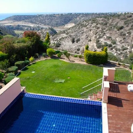 “the Ultimate Guide To Renting Your 5 Star Villa” Kallithea Willa