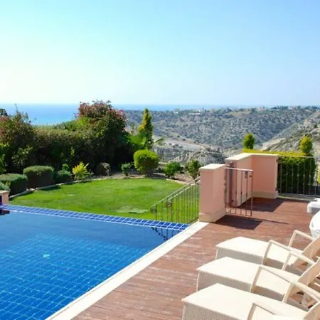 Willa “the Ultimate Guide To Renting Your 5 Star Villa” Kallithea Kuklia